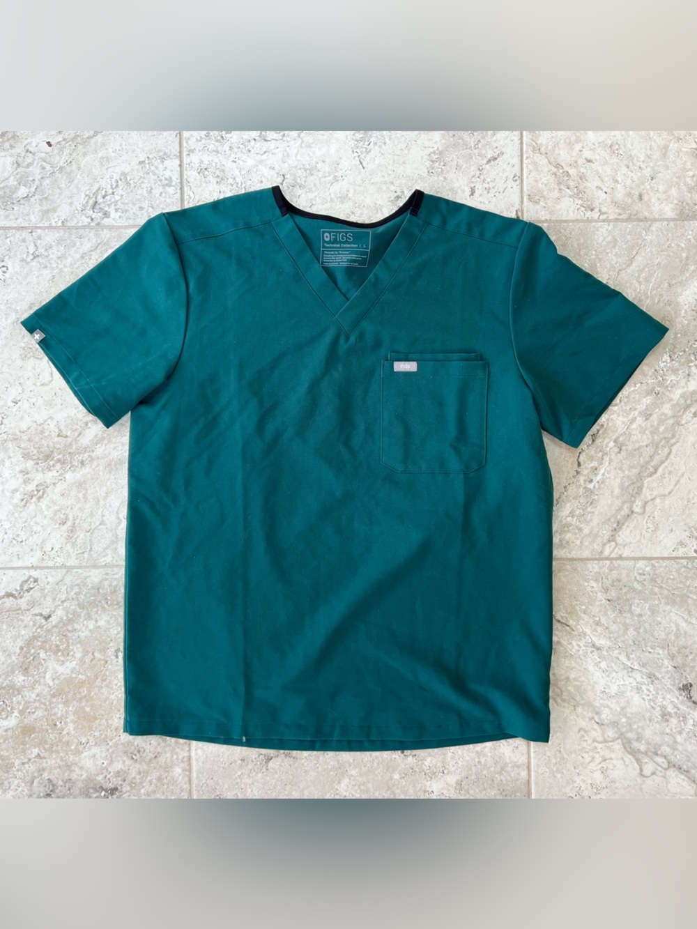 FIGS Leon Three-Pocket Scrub Top Limited Edition Forest Green (PO#: 3874) Large